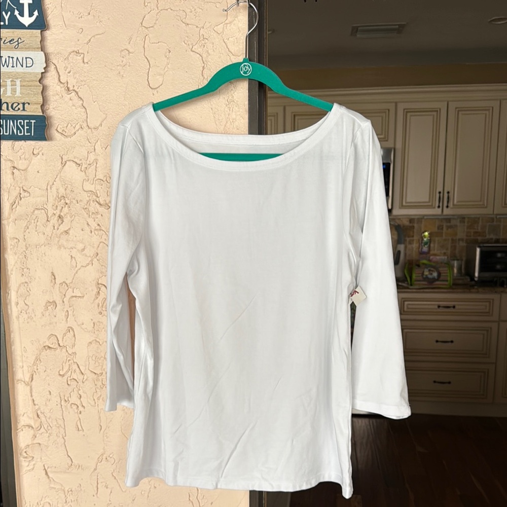 Lilly Pulitzer White Fitted 3/4 Sleeve Tee